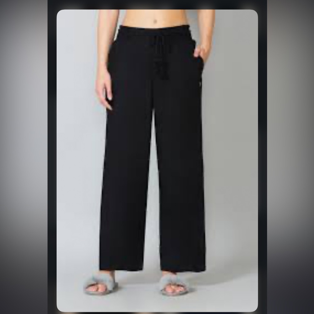 La senza spirit wide leg yoga pant size medium item 07-20 and 07-21